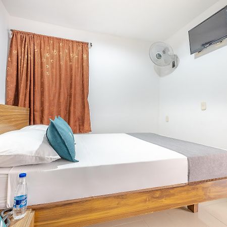 Ayenda 1501 Metropolitana Plaza Hotel Bucaramanga Kültér fotó