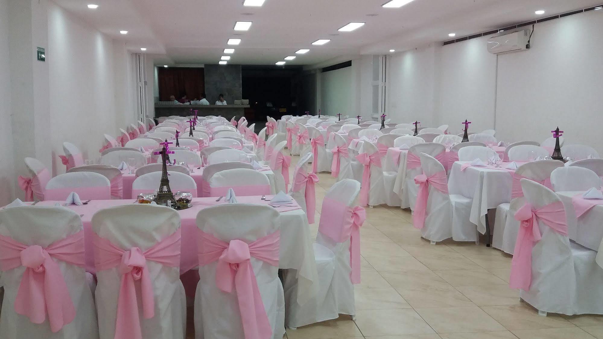 Ayenda 1501 Metropolitana Plaza Hotel Bucaramanga Kültér fotó